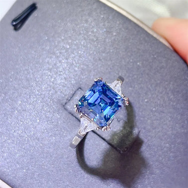 111b9b77-792d-4ea8-8d9f-590987ff340f-Max-Origin